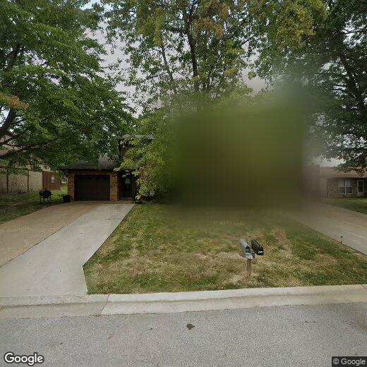 Foto principal - 2409 COLLEGE Ave