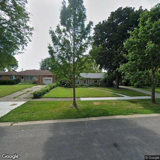 Primary Photo - Lovely brick ranch in a gardener's dream