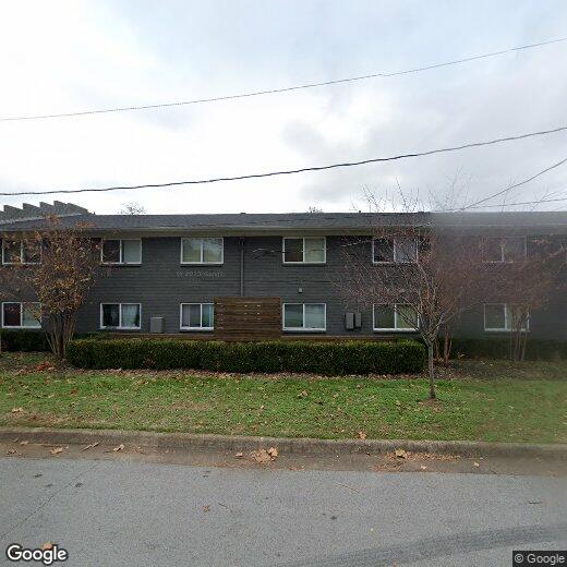 Primary Photo - 1211 N Leverett Ave