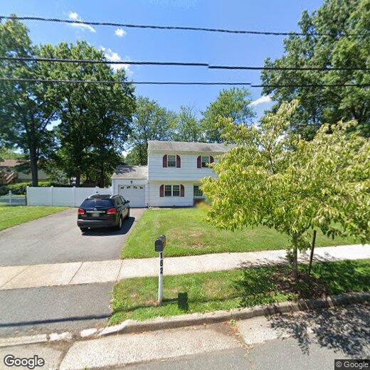Primary Photo - 162 Davis Ave