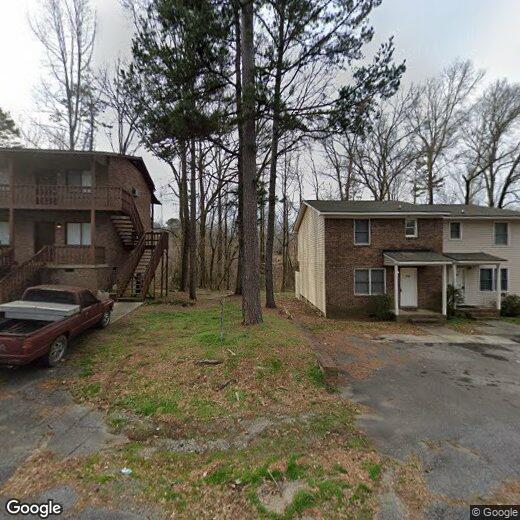 Primary Photo - 900 Creekside Dr
