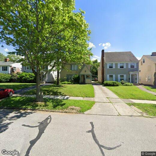 17628 Winslow Rd Unit DOWN, Shaker Heights, OH 44120 Apartment for