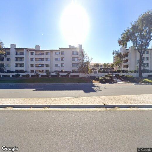 Primary Photo - 5665 Friars Rd