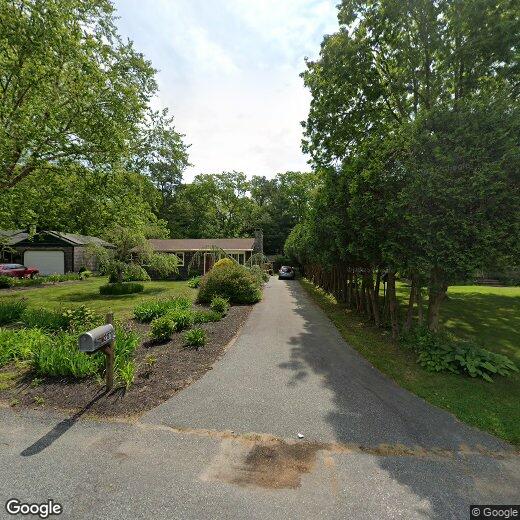 Foto principal - 283 Balsam Rd
