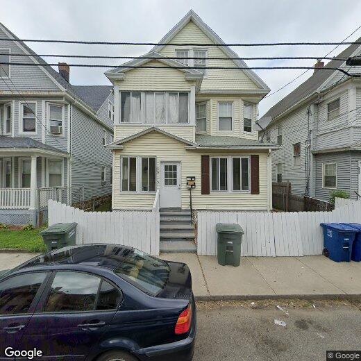 131 Clifford St, Bridgeport, CT 06607 Room for Rent in Bridgeport, CT