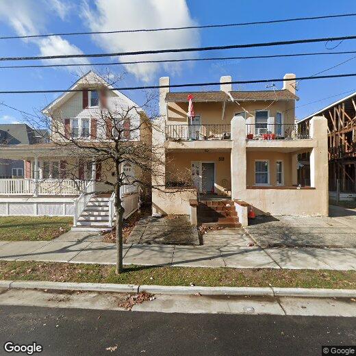 Primary Photo - 807 Bond St