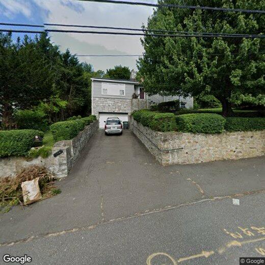 Primary Photo - 744 Lakeside Dr