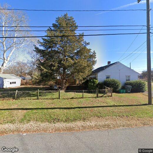 Primary Photo - 2218 Ginter St