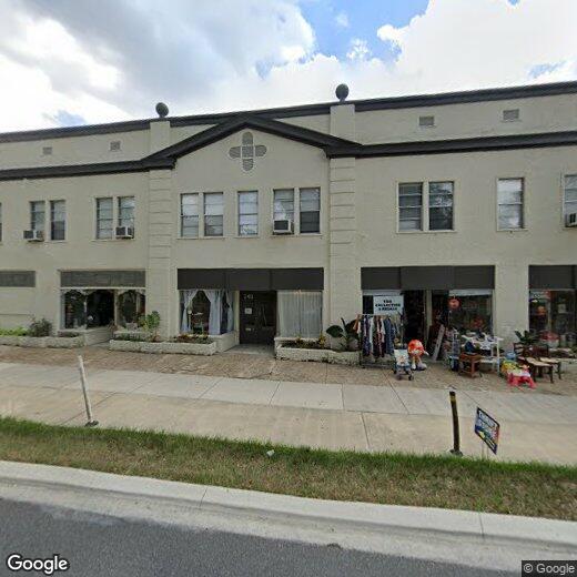 Primary Photo - 244 E Graves Ave