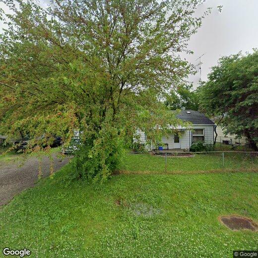 Primary Photo - 2051 E Buder Ave