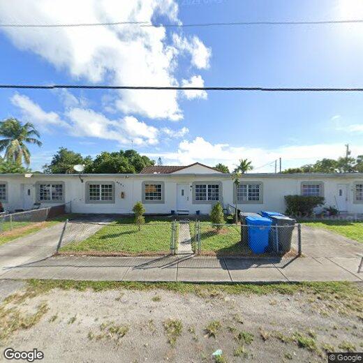 Foto principal - 4351 SW 24th St