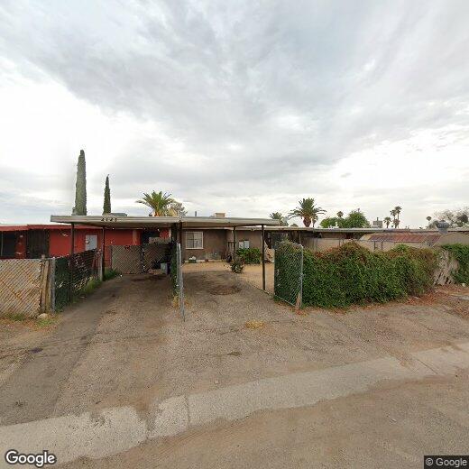 Primary Photo - 4139 S Queen Palm Dr