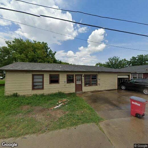Primary Photo - 1739 W 5th St