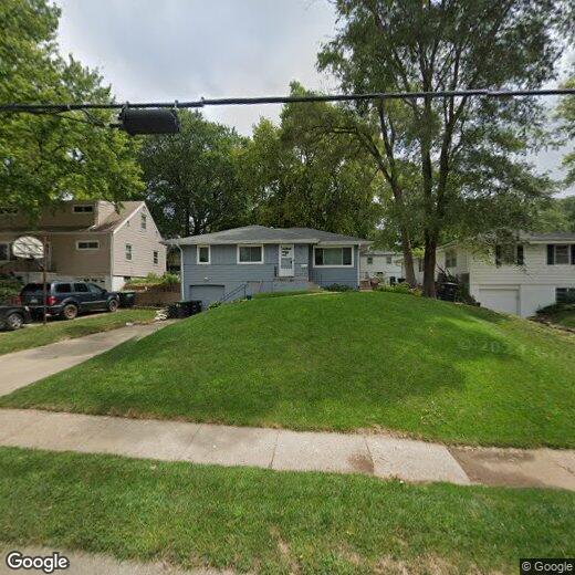 Primary Photo - Bright and Spacious 3-Bedroom Home with Fl...