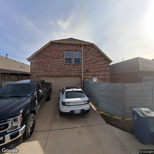 Foto principal - 913 Parkside Dr