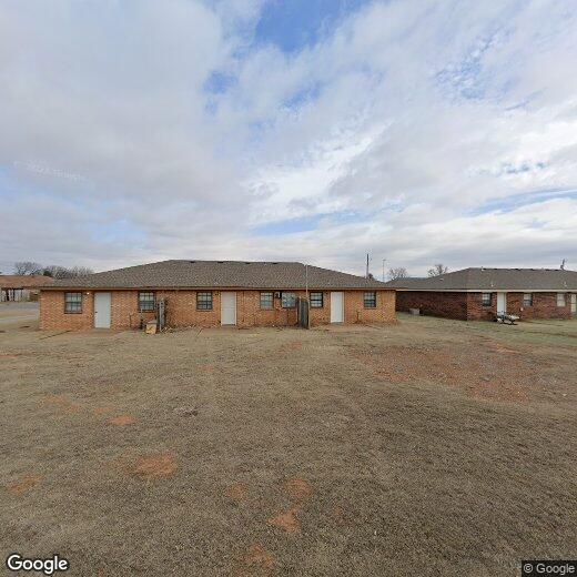 Primary Photo - 2100 Apple Ave