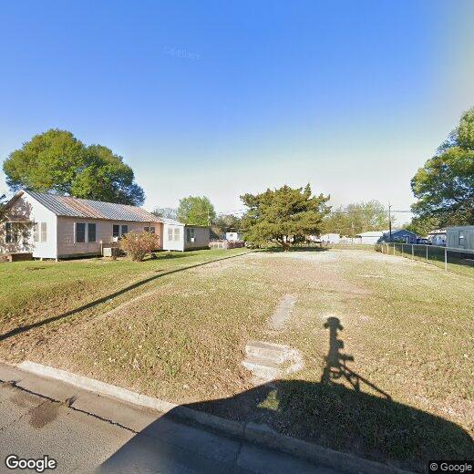 Primary Photo - 924 S Railroad Ave