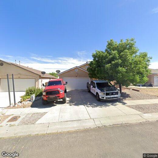 Foto principal - Three Bedroom, Two bathroom House on the W...
