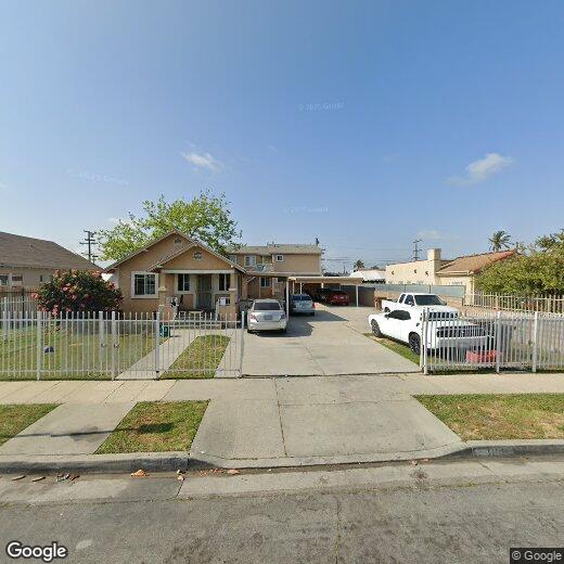 Foto principal - 1045-1049 W. 103rd St.