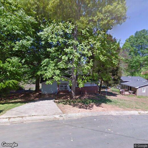 Primary Photo - 928 Needle Dr