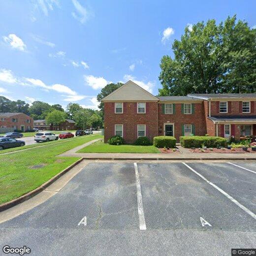 14563 Old Courthouse Way, Newport News, VA 23608 Townhome Rentals in