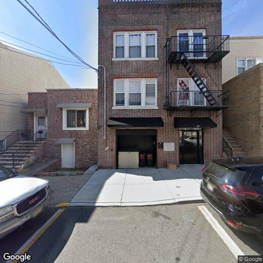 Primary Photo - 315 70th St