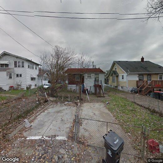Foto principal - 222 S 43rd St