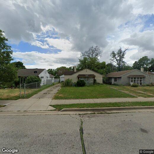 Primary Photo - 203 Ardennes Ave
