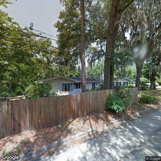 706 NW 20th St