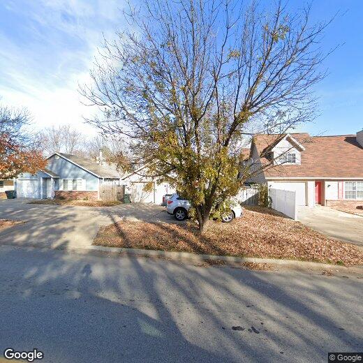 Primary Photo - 766 W Poplar St