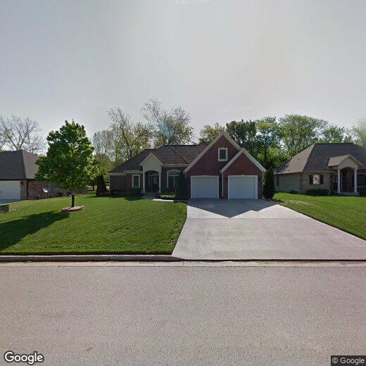819 Chesterfield Dr, b City, MO 64870 Condo for Rent in b City