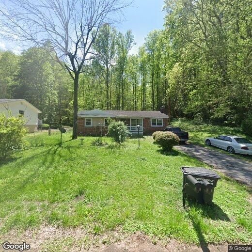 Foto principal - 811 Castleview Cir