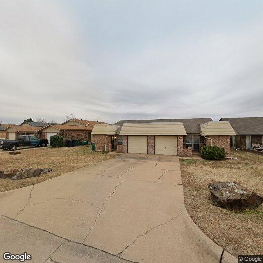 Primary Photo - 1010 Straka Terrace