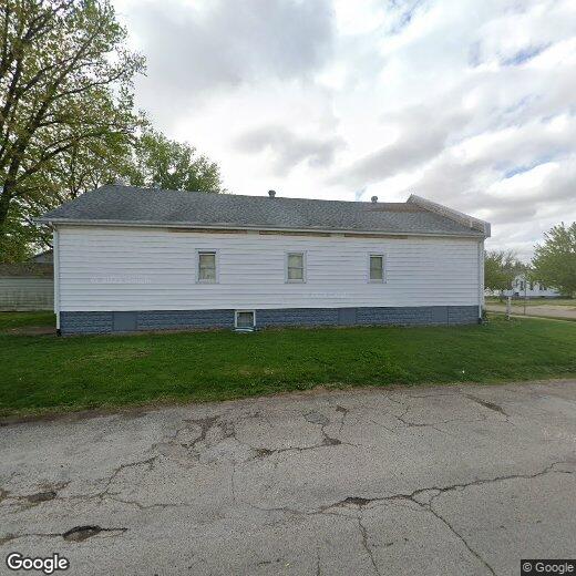 800 Pulaski St, Lincoln, IL 62656 Room for Rent in Lincoln, IL