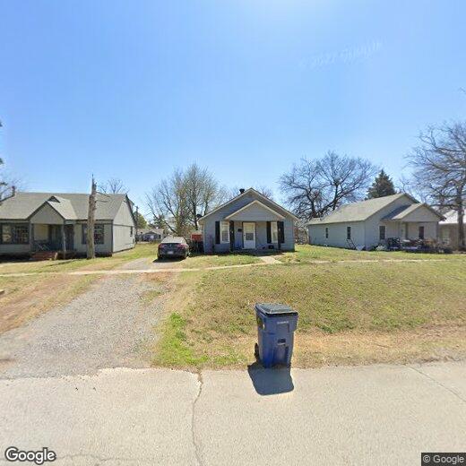 Primary Photo - 610 W Apache St