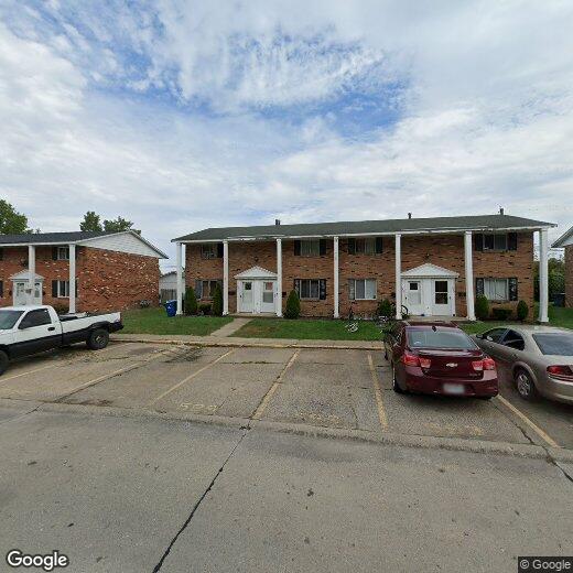 Primary Photo - 585 S Shore Ct