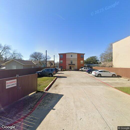 Foto principal - 1512 N Elm St