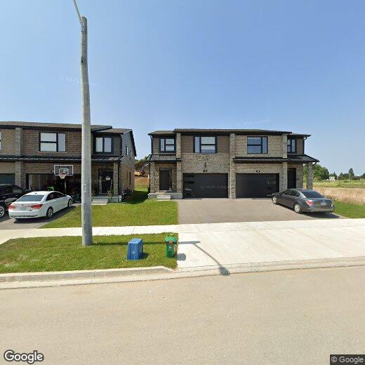 151 Otterbein Rd, Kitchener, ON N2B 3W5 House for Rent in Kitchener