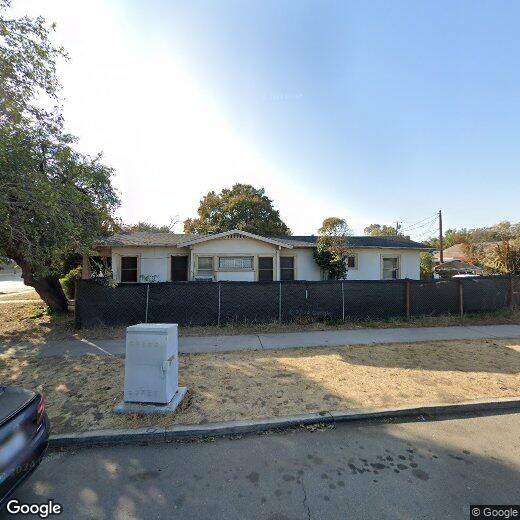 Primary Photo - 1335 N Fresno St