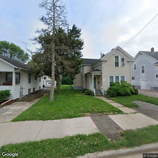 Primary Photo - 813 Prospect Ave