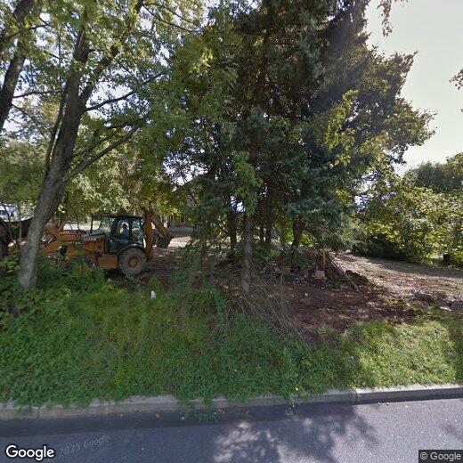 Primary Photo - 630 Lehigh Gap St