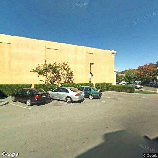 Foto principal - Charming 2BD/1BA Top Floor Apartment! Laun...