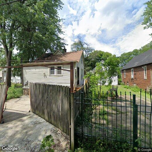 Primary Photo - 245 W 109th Pl