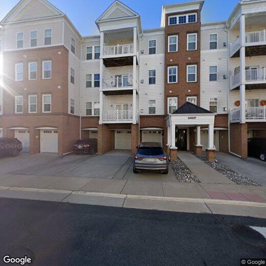 24637 Woolly Mammoth Terrace Unit 303, Aldie, VA 20105 Apartment for
