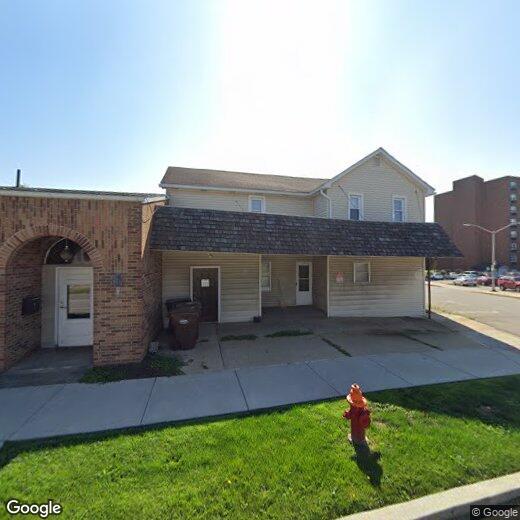 Primary Photo - 224 S Center St