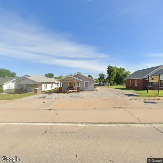 613 A St, Yukon, OK 73099 Townhome Rentals in Yukon OK