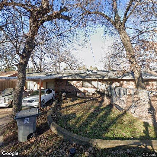Primary Photo - 2838 W Kiest Blvd