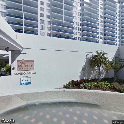 Foto principal - 2301 Collins Ave