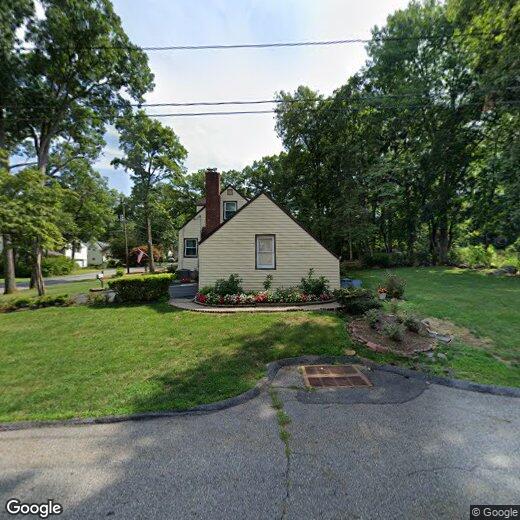 Primary Photo - 115 Oakwood Dr