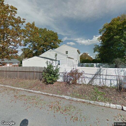 4 Barlow Rd W, Edison, NJ 08817 House Rental in Edison, NJ